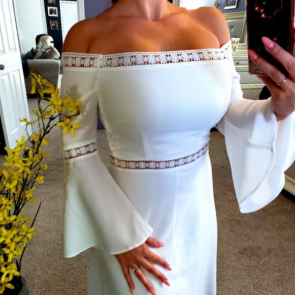 😻😻 S/M/L WHITE ASYMMETRICAL DRESS WITH LACE TRIM - Picture 2 of 7